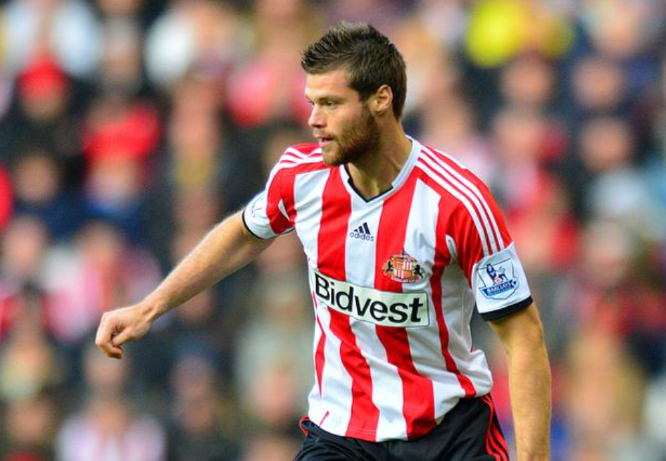 半岛体育官网首页-桑德兰客场大败华沙抢分，遭遇连败