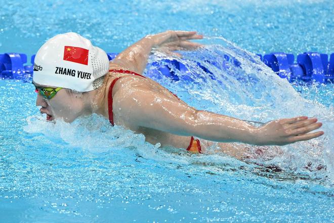 半岛体育登入-瑞典选手在游泳比赛中刷新世界纪录