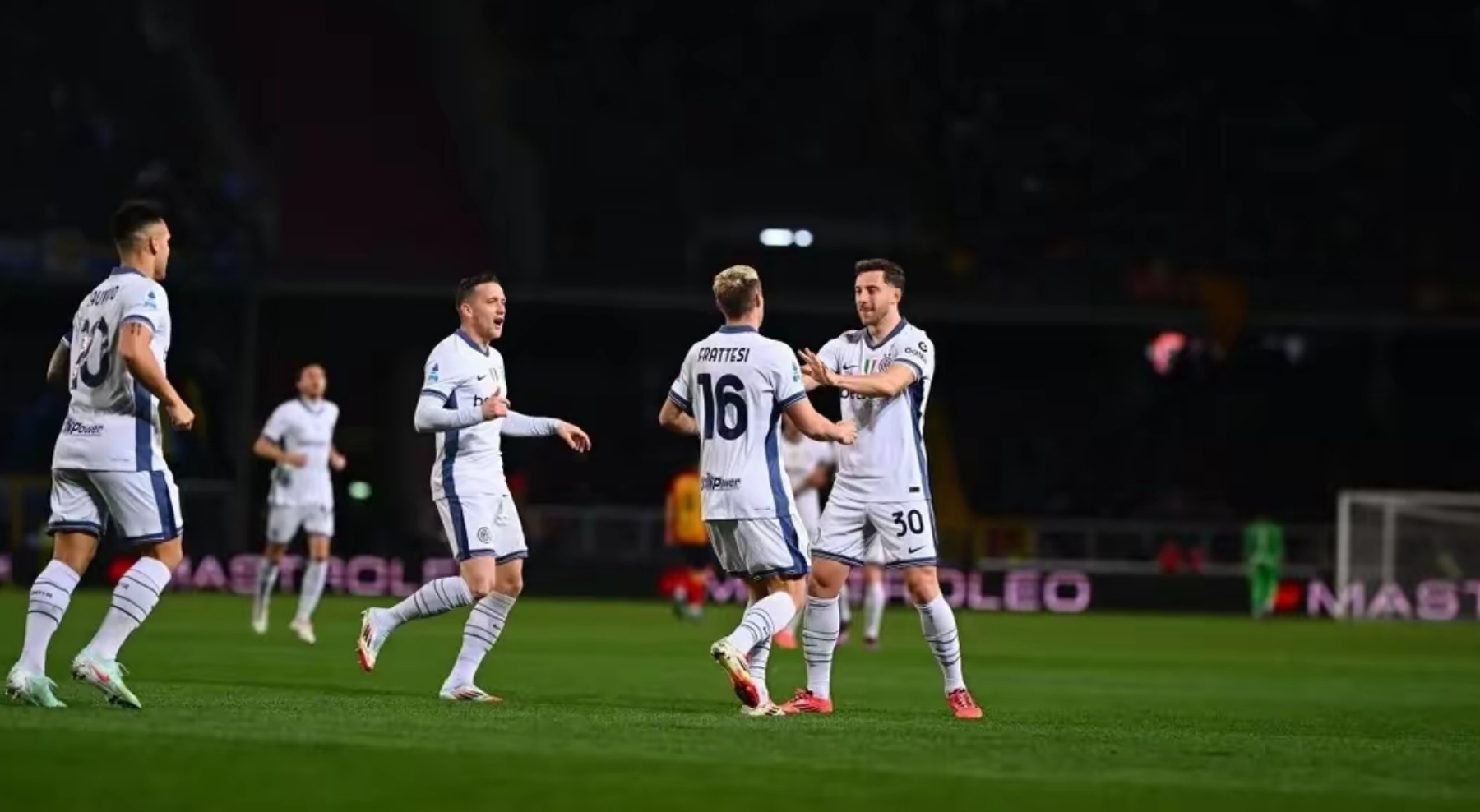 半岛体育官方下载-意甲球队逆转胜势，展现斗志的简单介绍