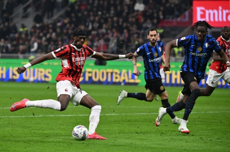 半岛体育官方下载-米兰德比再现传统对决，胜者将领跑榜首的简单介绍