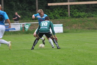 半岛体育官网-鹿岛鹿角进攻端火力全开，状态持续爆发